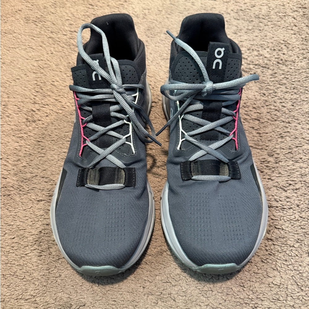 On Cloud Nova - Men's size 10.5